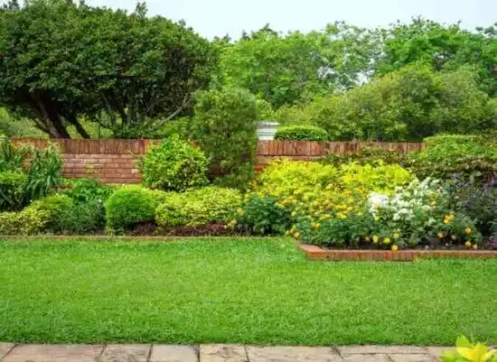 landscaping services Wayzata